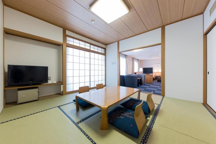 Hakata Sunhills Hotel Fukuoka  Bagian luar foto
